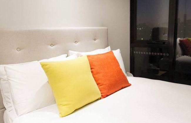 Modern + Spacious 2bd/2bath - Stunning City Views! - Foto 1