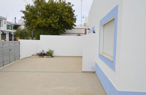 Moradia V2 nova e próximo da praia - Foto 9