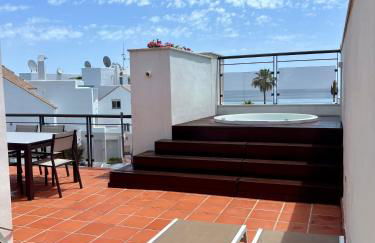 SEAVIEW PENTHOUSE PREMIUM LUXURY-Casares Del MAR - Photo 9