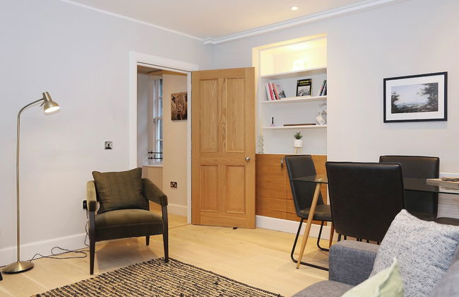 JOIVY Newly Refurbished Apartment on the Historic Royal Mile - Foto 7