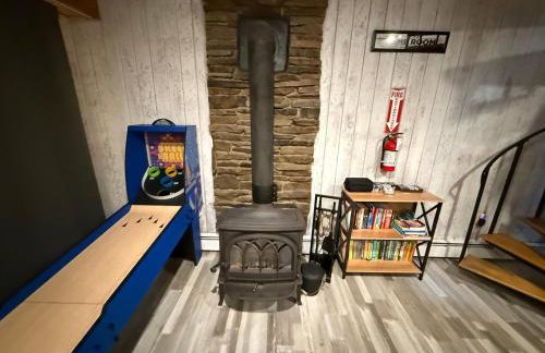 Bethel Escape Hot Tub 4 beds Game Room and Fire pit Fully Stocked Kitchen - Foto 25