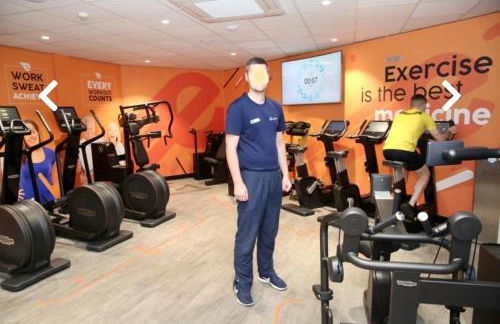 RIVER CLYDE VIEWS - PRIVATE & SPACIOUS APARTMENT - Photo 37