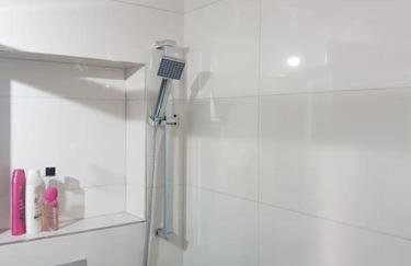 Contemporary ground flr maisonette- Entire place - Foto 10