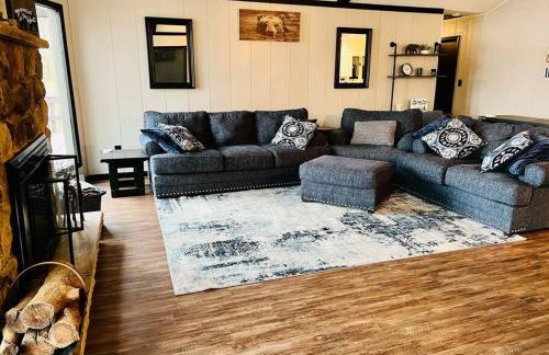 Lakeside Oasis with Kayaks, Hot Tub, & Fire Pit - Foto 14