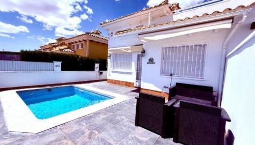 Gregorys Poolside Villa - Foto 1