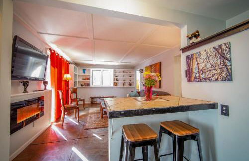 Serene mountain getaway, Hot Tub, Sauna, Lake View, Swim, Fish, Hiking, EV plugin - Foto 4