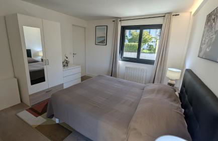 Les Volets Bleus - Foto 24