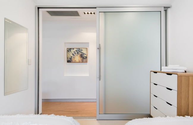 Studio 64 Oyster Bay Modern 3 Bedroom - Foto 8