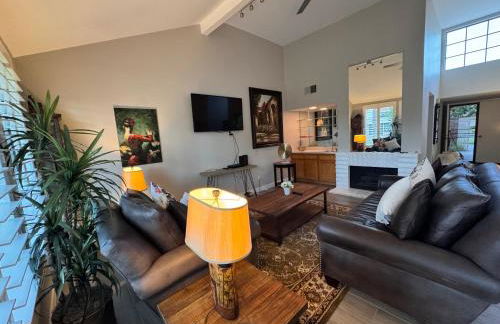 Charming & Cozy 2-Bedroom in the Heart of Cathedral City! - Foto 12