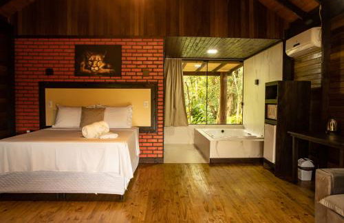 Chalé Canadense com Hidromassagem Pousada Índios Koroados - Foto 5