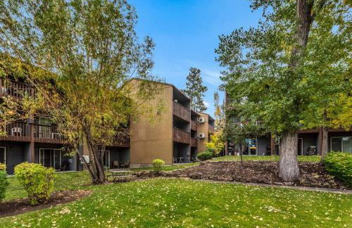 Upscale Condo near Downtown & the Deschutes - Foto 20