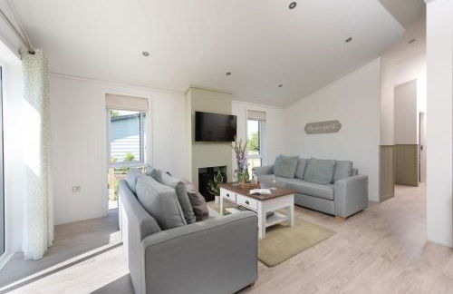 Periwinkle Lodge, 3 Roadford Lake Lodges - Foto 2