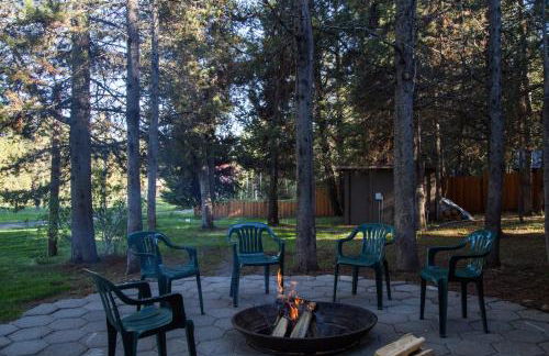 Lumberjack Lodge by KABINO Hot Tub Fire Pit Satellite WiFi Grill Large Porch - Foto 9