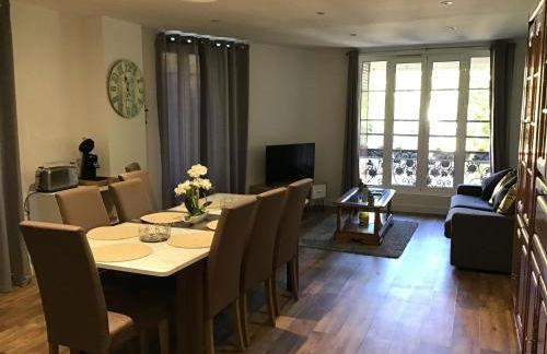 Magnifique T4 avec terrasse à Saint-Nectaire - 8 pers - Foto 2