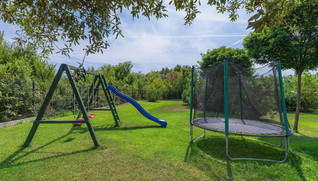 Mirela - Foto 5, Outdoor