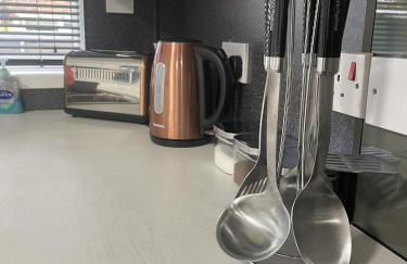 Charlesworth House - Photo 12