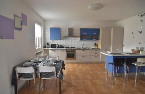 Appartamento Da Romina con parcheggio gratuito - Photo 3