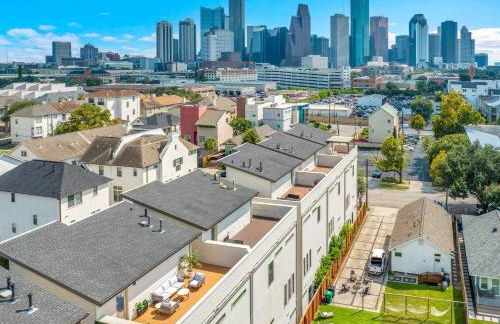 Luxury Oasis: Houston Rooftop Skyline - Foto 58