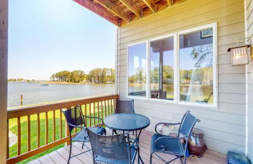 Deck and Private Dock! Winchester Creek Estate - Foto 31