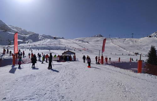 PARADISKI-BELLE PLAGNE, Altitude 2050m, APPART skis aux pieds 4 personnes - Foto 23