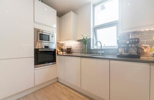 Luxurious Flat with Large Private Terrace - Pass the Keys - Foto 9