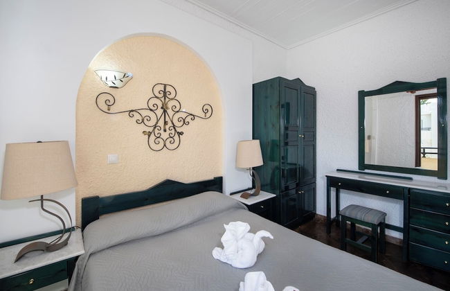 Hotel Castle Suites - Photo 75