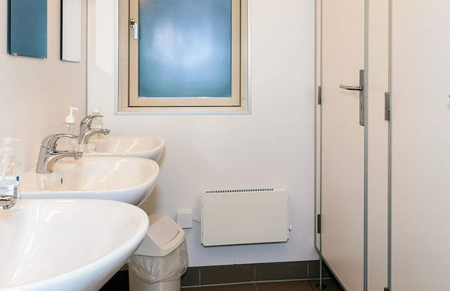 Holiday Home With Shared Kitchen & Bathroom - Foto 17