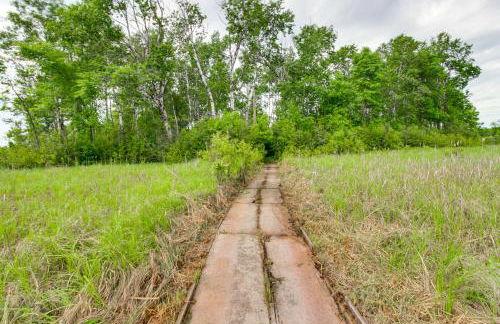6 Mi to Spider Lake OHV Trails Cabin with Fire Pit - Foto 34