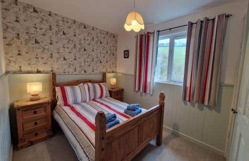 Woodcutters Lodge set in a secluded valley near Bantham - Foto 5