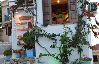 Stella's traditional house. - Foto 17