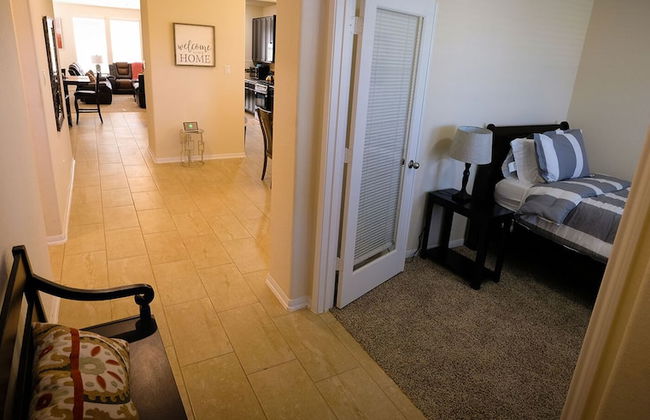 6Bdrm 2.5Bath 10Beds - Rosenberg - Foto 2