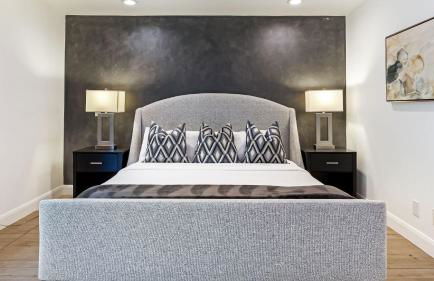 LA Hillside Retreat w Pool Views Fire Pit Outdoor Lounging Casa Bellagio by AvantStay - Foto 28