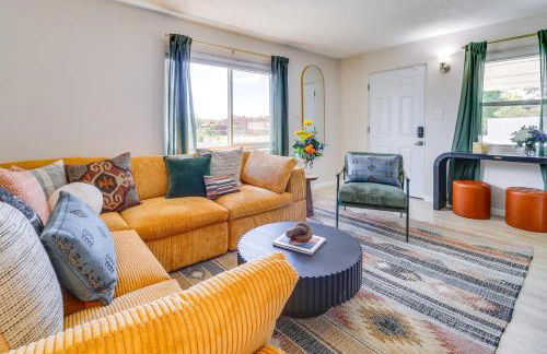 Central Albuquerque Getaway with Hot Tub and Grill! - Foto 4