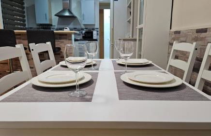 Sagunto Beach Apartment 500m to Sea, WiFi 600Mb y AC - Foto 3