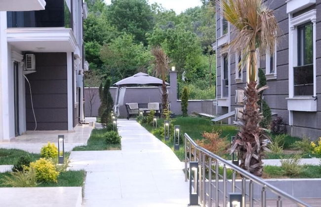 Flower City Suits - Photo 30