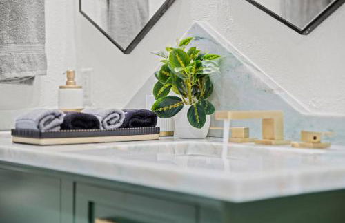 Palm Springs Pool & Game Room! - Foto 24