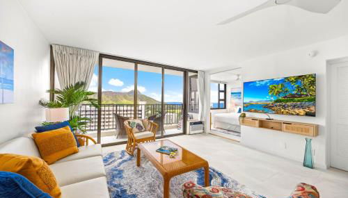 Diamond Head and Ocean views with King Bed and Parking - Foto 2
