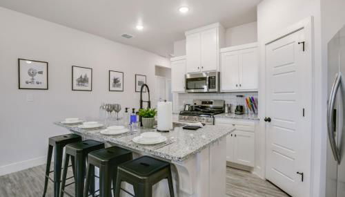 Hot Tub and Game Room Raider Resort in Lubbock - Foto 5