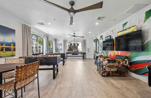 Boulevard Stays Quiet Modern 2BR Pickleball Pool Parking Gym 06 - Foto 26