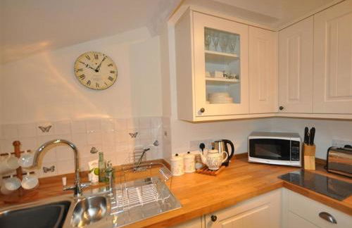 Warmwell Lodge - Photo 10