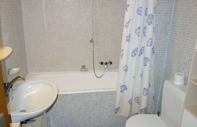 Centrally-located Apartment in Veysonnaz - Foto 12