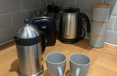 Unique Private Wood Cabin near Jurassic Coast in Dorset Countryside - Photo 9