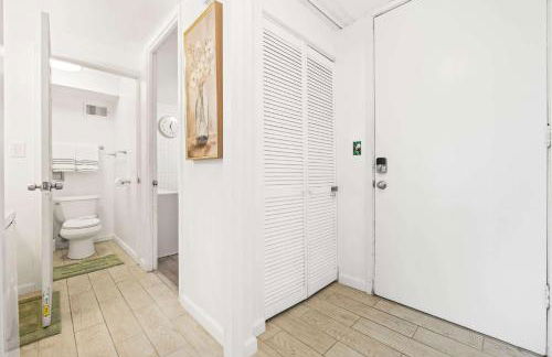 Amazing 7th floor Beachfront Condo - Foto 15