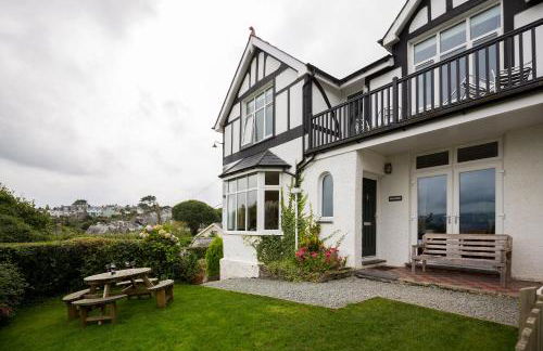 Bryn Gwyn, Sleeps 8, Sea Views, Borth y Gest - Photo 8