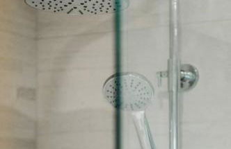 Elegant Barn Retreat with jacuzzi - Foto 24