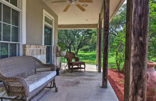 Extravagant 4,500 Sq Ft Home in Hill Country! - Photo 24