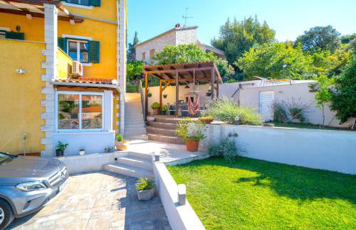 Villa Green Garden - Photo 13