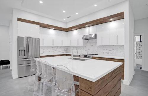 New Construction Villa HotTub Heated Pool Gameroom - Foto 9