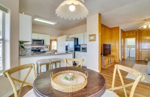 Patio with Tranquil Views! Home 14 Mi to Albuquerque - Foto 4