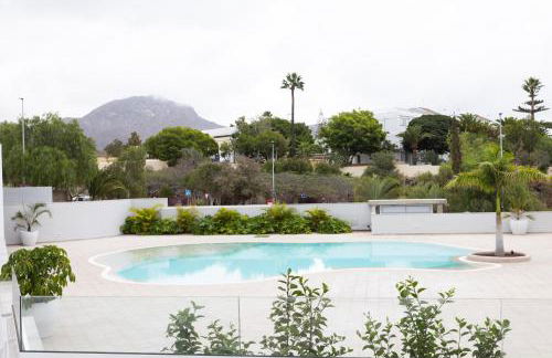 Home2Book Relaxing Poolside Escape, Arona - Foto 24